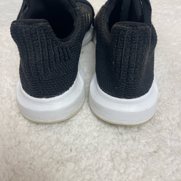 Adidas Women’s Swift-run - Picture 6 of 7